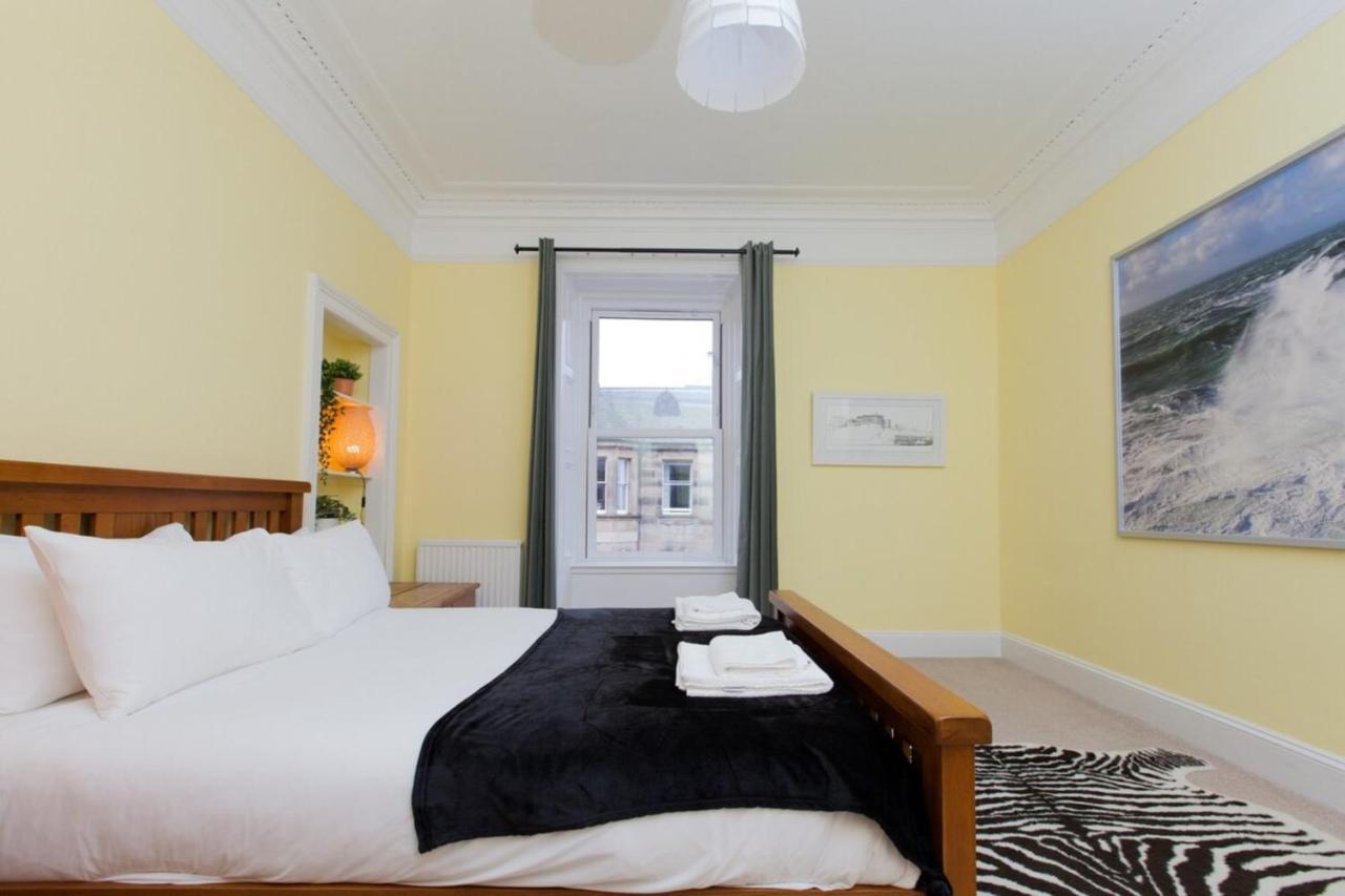Elegant Traditional Edinburgh City Centre Flat Esterno foto