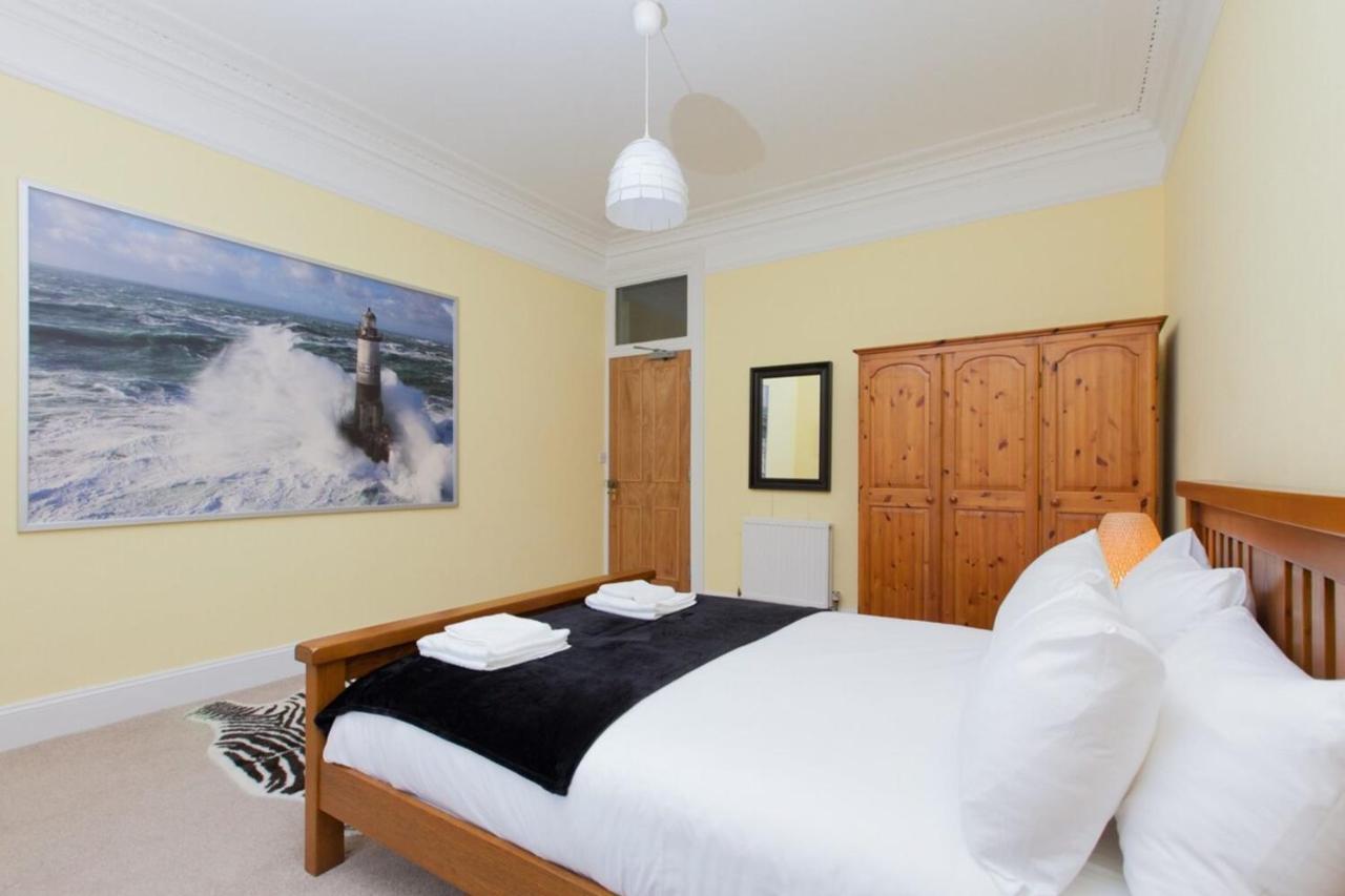 Elegant Traditional Edinburgh City Centre Flat Esterno foto
